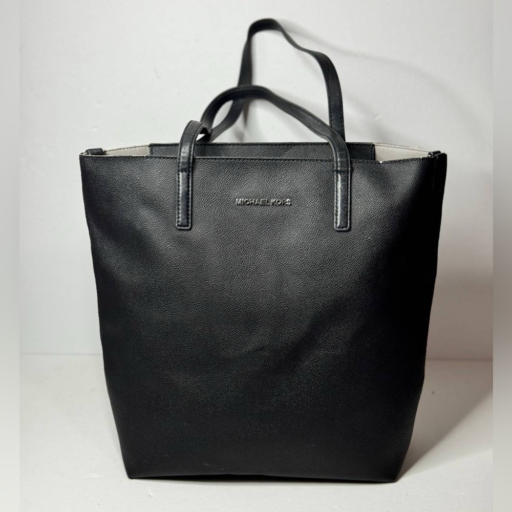 MICHAEL Michael Kors Black Emry Large Leather Tote
